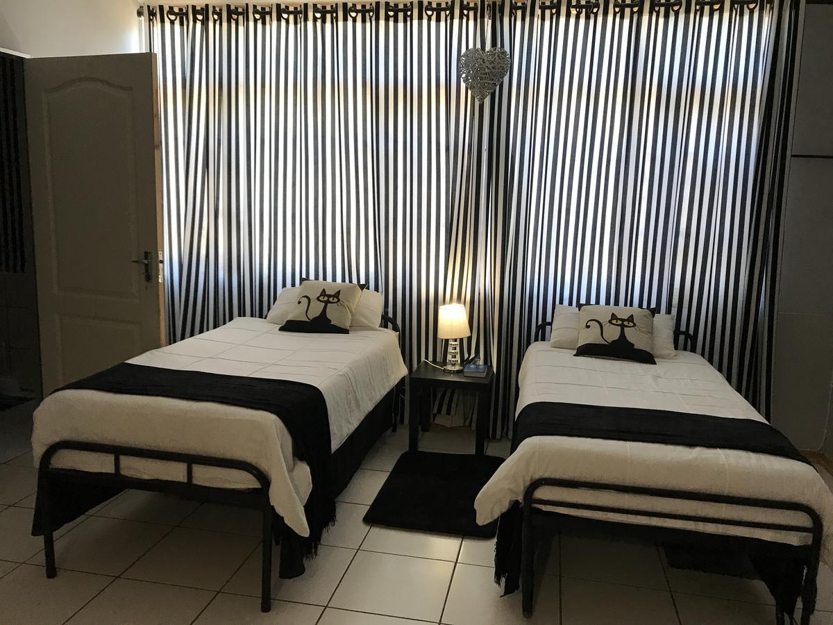 Sondela Bed&Breakfast Aliwal North Eksteriør billede